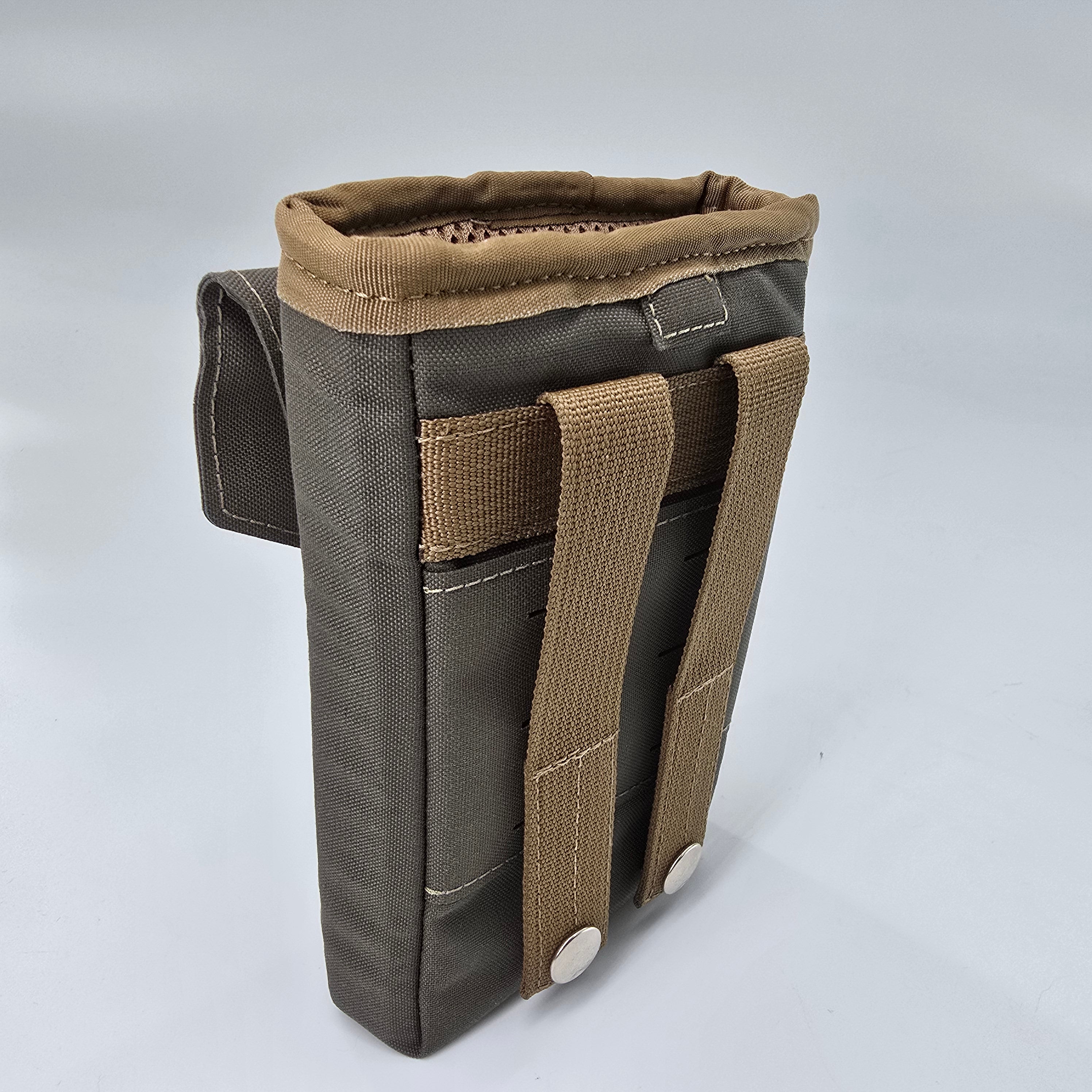 (Outlet) - Cell Phone Pouch With Foam