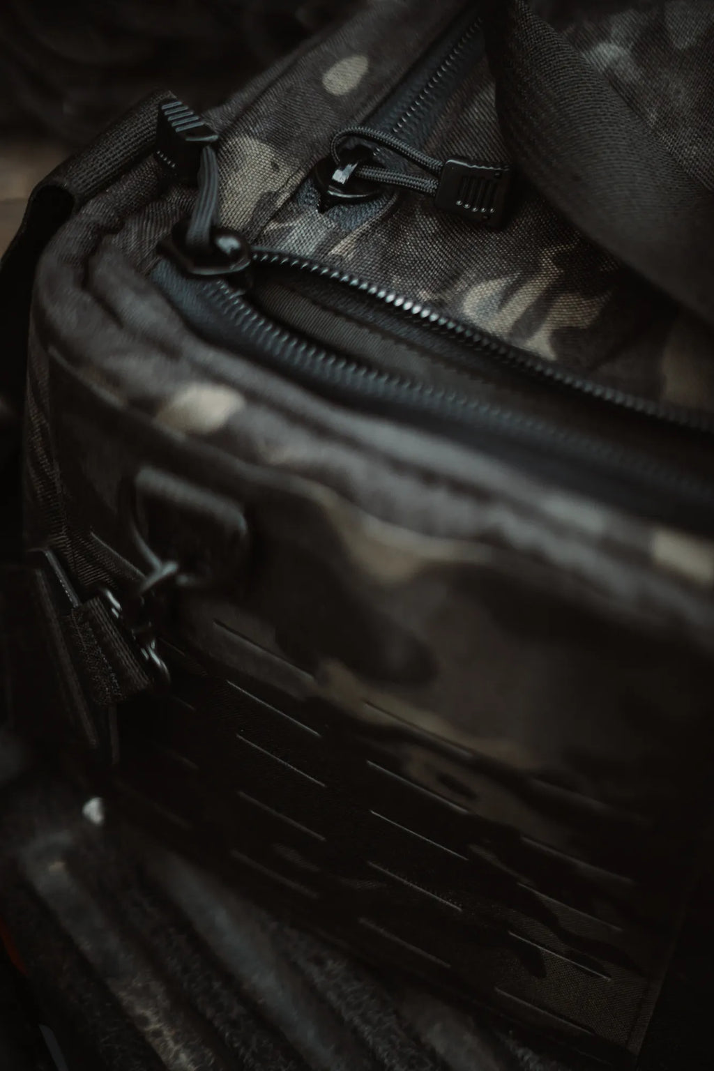 T&K Oscar Mike Range Bag Zippers