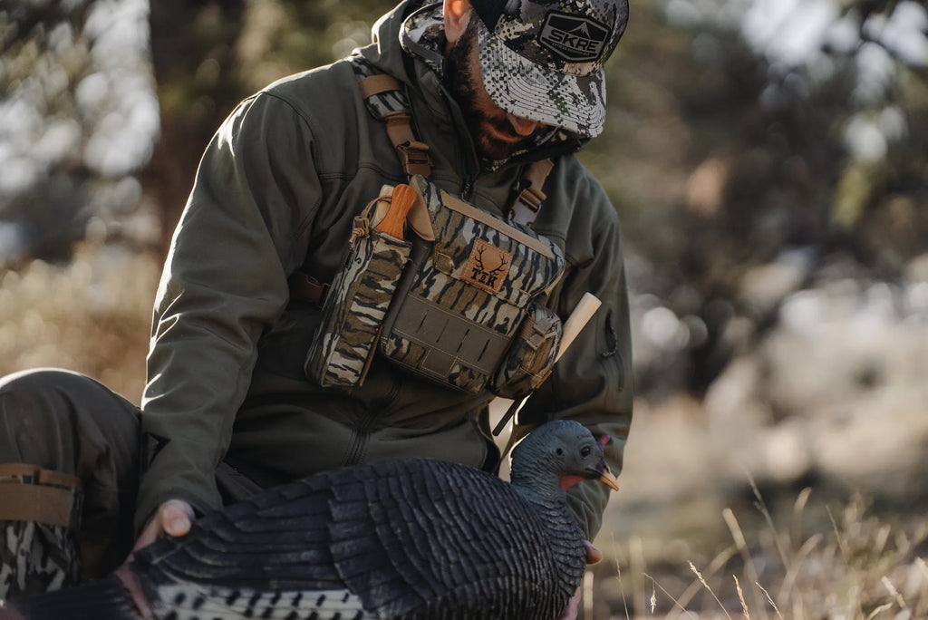 Huting Rigs Turkey Chest Rig | Call & Optic System – T & K Hunting Gear